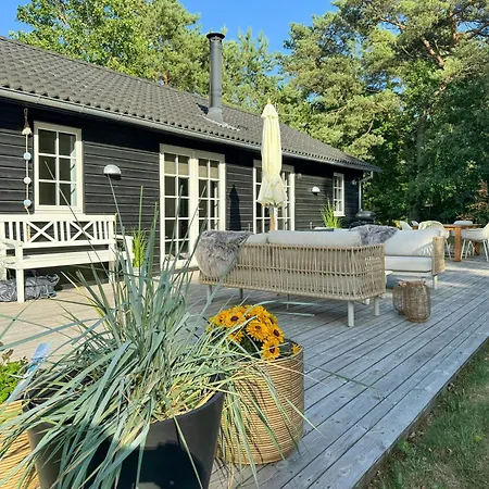 House With Large Terrace Near Gudmindrup Feriehus *